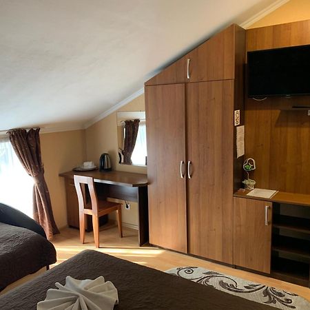 Guest House Херсон Екстериор снимка